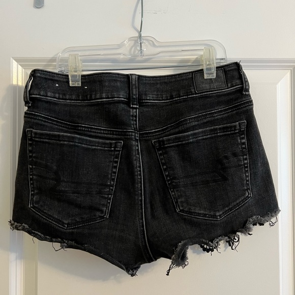 American Eagle Black Denim Shorts - Picture 2 of 3